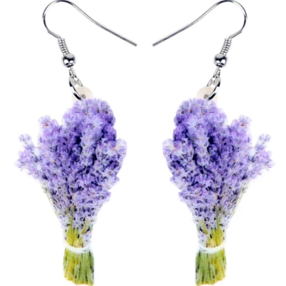 Jewelry - Lavender Flower Earrings. Lavender Boquete Floral